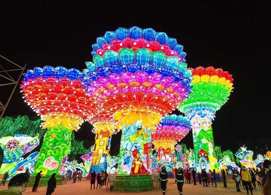 ​夜游项目不只是简单的灯光秀、主题灯会，这些国内成功案例值得借鉴！